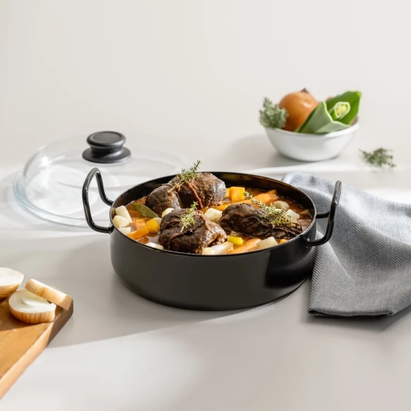 Riess Emaille Riess Omas Schmorpfanne Aus Schwarzemaille Mit Deckel 28 Cm 4 Riess Emaille Riess Omas Schmorpfanne Aus Schwarzemaille Mit Deckel 28 Cm – Bild 2