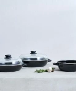 Riess Emaille Riess Schmorpfanne Aus Schwarzemaille Ohne Deckel 28 Cm -STÄDTER Shop RIESS AMBIENTE CLASSIC Schwarzemaille Schmorpfanne 02 highres 2
