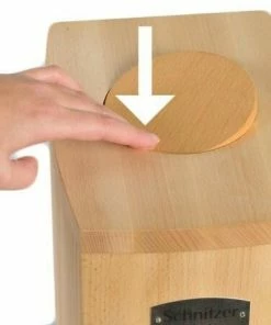 Schnitzer Kombimühle Vario Mit Holztrichter -STÄDTER Shop Trichterplattenabdeckung eindruecken Hand 1