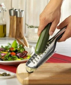 Microplane Grobreibe Elite In Rot 14 Microplane Grobreibe Elite In Rot -STÄDTER Shop elite extracoarse grating 300dpi 49000 2 neu l