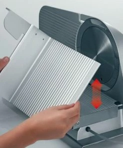 GRAEF Allesschneider Sliced Kitchen SKS 903 In Rot -STÄDTER Shop hochklappbarer Schlitten neu